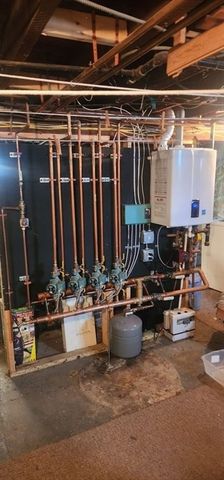 133 Pleasant Valley St, Methuen, MA 01844