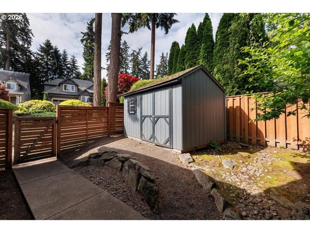 15275 Sw BRIGHTON Way, Beaverton, OR 97007
