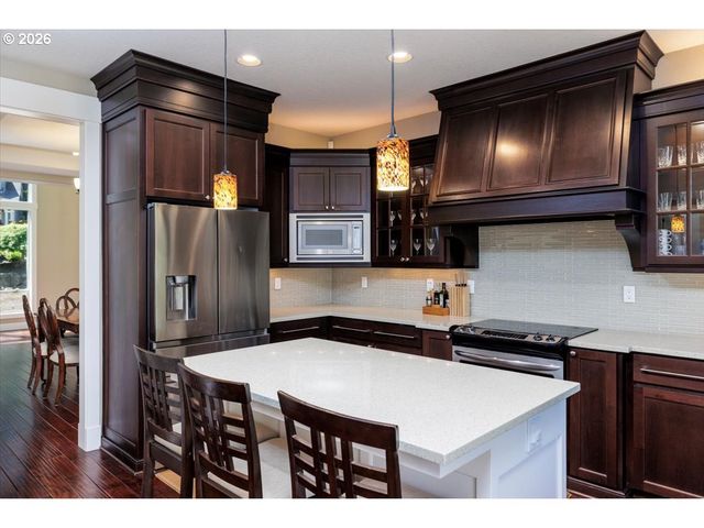 15275 Sw BRIGHTON Way, Beaverton, OR 97007
