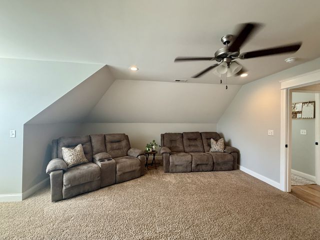 3309 S Glen Gables Blvd, Bowling Green, KY 42101