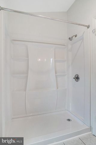 5910 WOODFIELD ESTATES DR, Alexandria, VA 22310