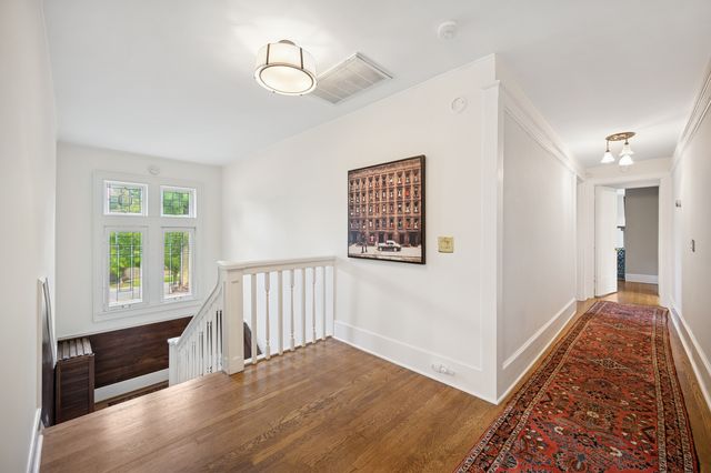 100 Old Green Bay Road, Winnetka, IL 60093