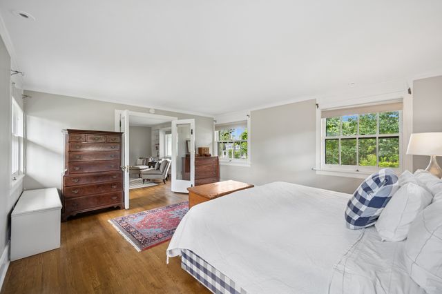 100 Old Green Bay Road, Winnetka, IL 60093