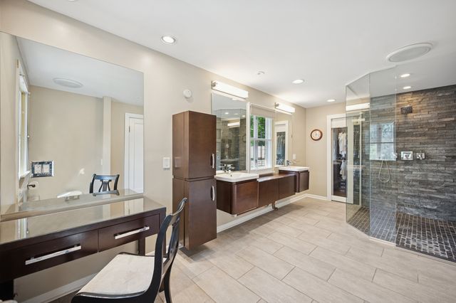 100 Old Green Bay Road, Winnetka, IL 60093