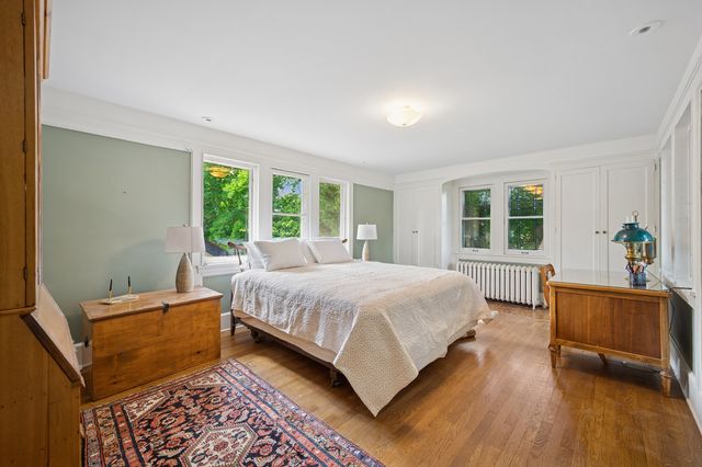 100 Old Green Bay Road, Winnetka, IL 60093