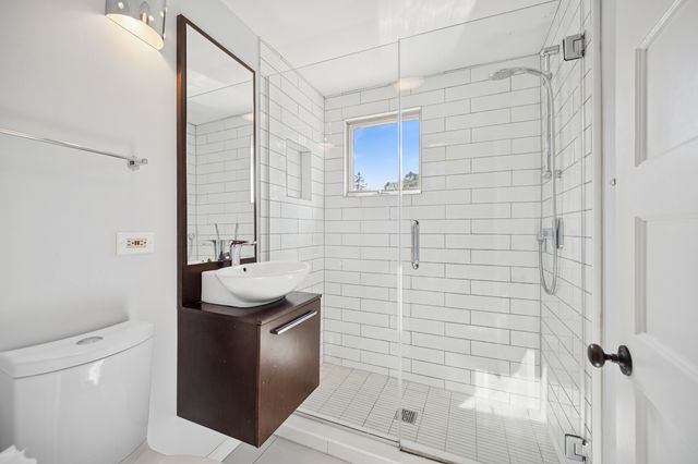 100 Old Green Bay Road, Winnetka, IL 60093