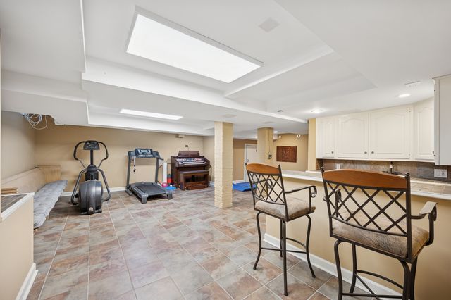 100 Old Green Bay Road, Winnetka, IL 60093