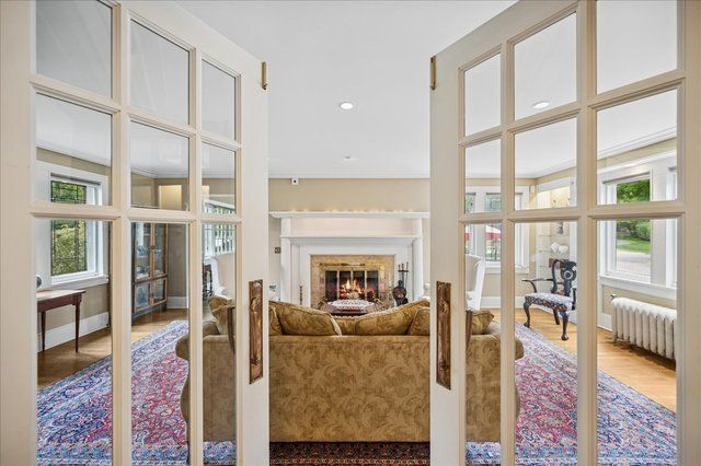 100 Old Green Bay Road, Winnetka, IL 60093