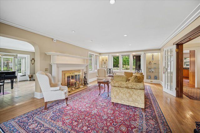 100 Old Green Bay Road, Winnetka, IL 60093