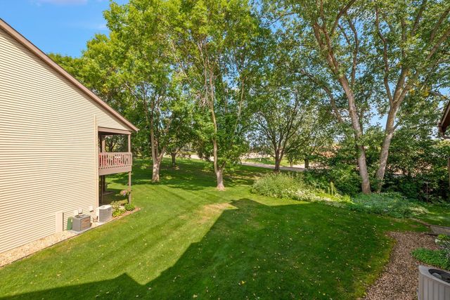 7019 W 110th Street Circle 15, Bloomington, MN 55438