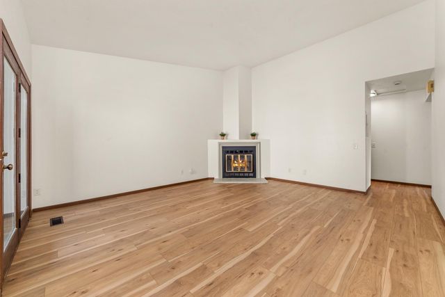 7019 W 110th Street Circle 15, Bloomington, MN 55438