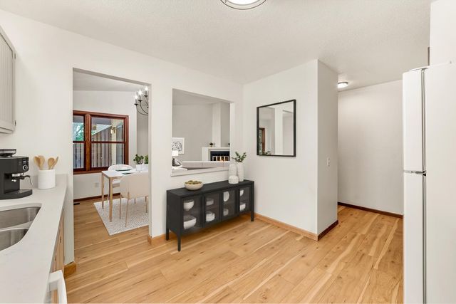 7019 W 110th Street Circle 15, Bloomington, MN 55438