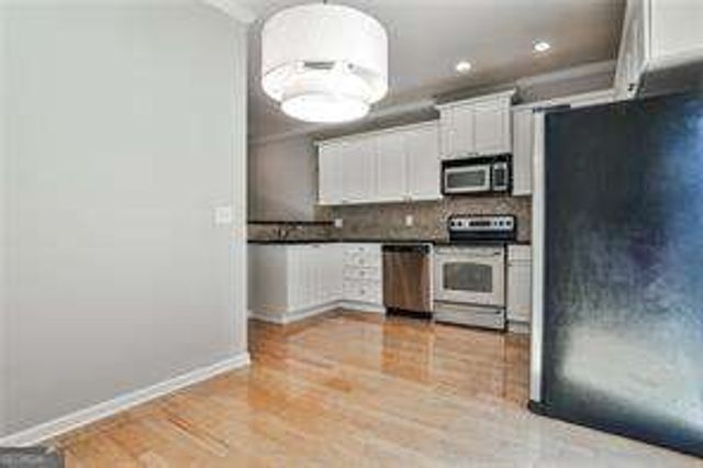 1208 Liberty Parkway NW 908, Atlanta, GA 30318