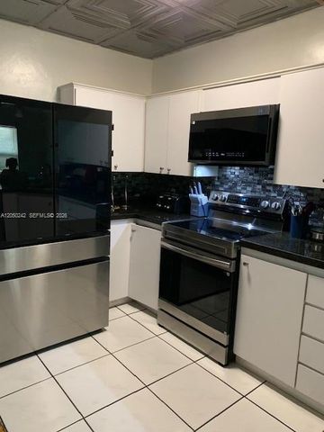 1630 NW 124th St, North Miami, FL 33167