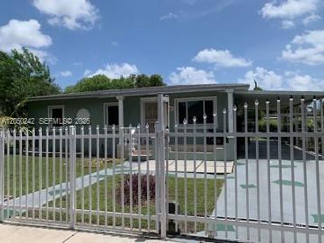 1630 NW 124th St, North Miami, FL 33167