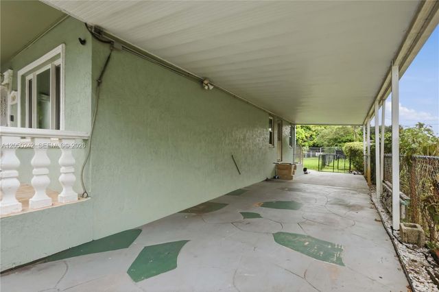 1630 NW 124th St, North Miami, FL 33167