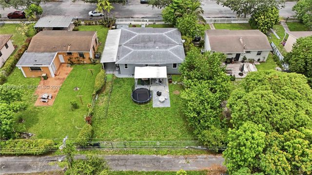 1630 NW 124th St, North Miami, FL 33167