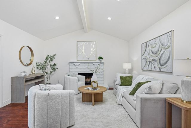 872 Loyalton Drive, Campbell, CA 95008