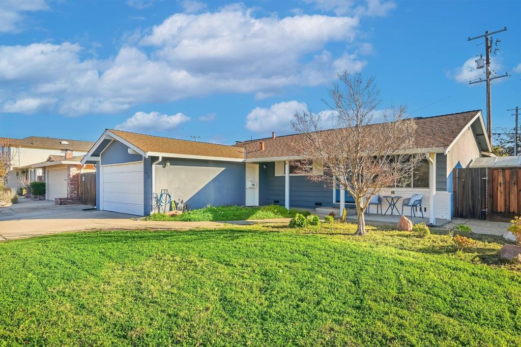 872 Loyalton Drive, Campbell, CA 95008