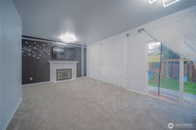 5615 S 233rd Street, Kent, WA 98032