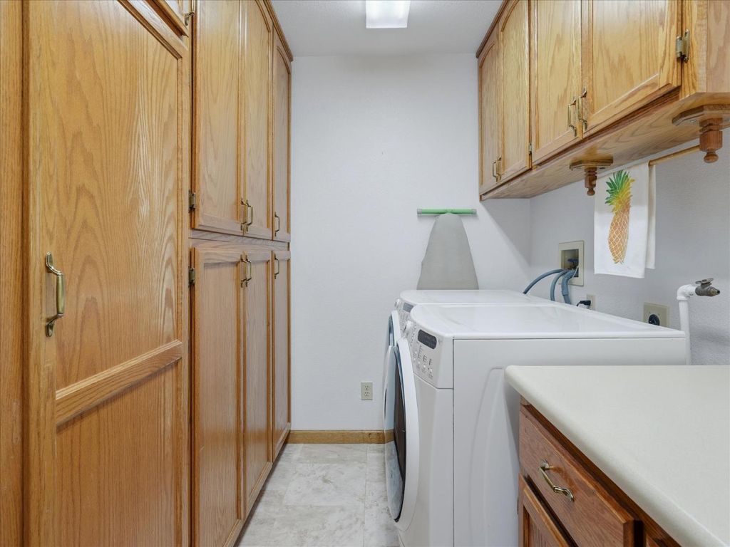Image 27 of property listing at 45241 Dillon Drive, Ahwahnee, CA 93601