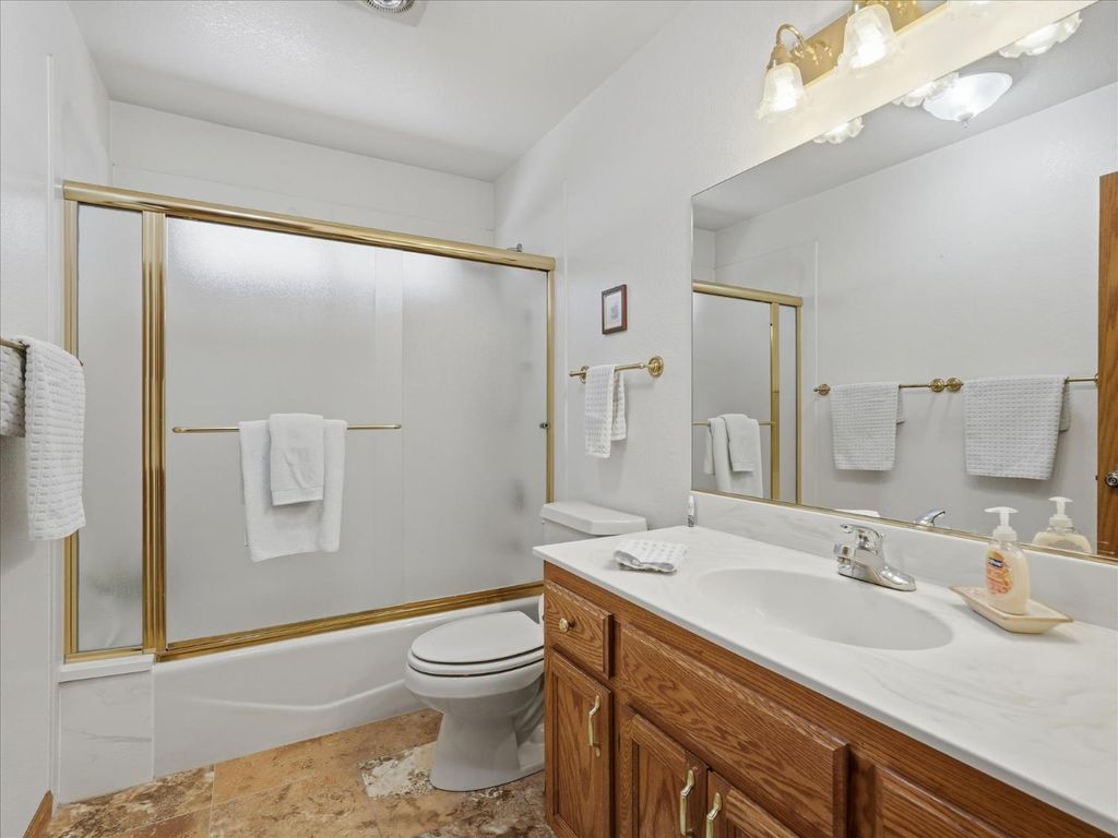 Image 32 of property listing at 45241 Dillon Drive, Ahwahnee, CA 93601