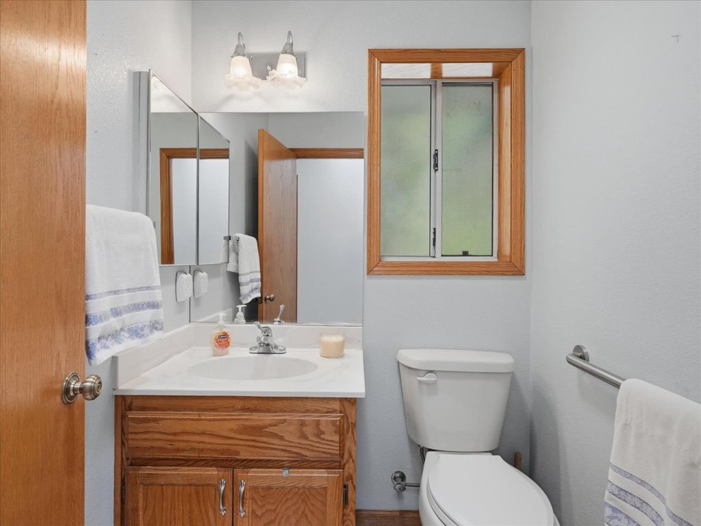 Image 37 of property listing at 45241 Dillon Drive, Ahwahnee, CA 93601