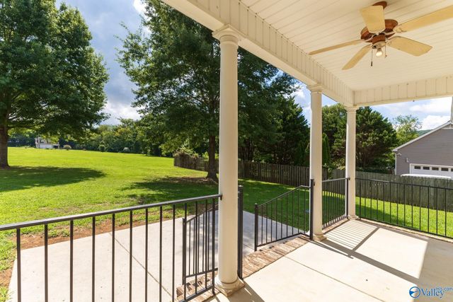 2526 Dug Hill Road, Brownsboro, AL 35741