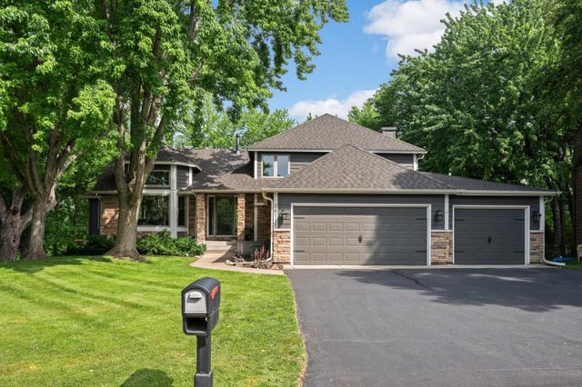 18114 82nd Avenue N, Maple Grove, MN 55311