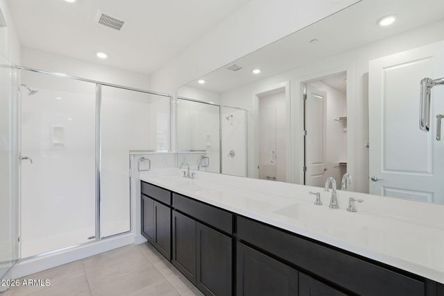 2121 W Sonoran Desert Drive 113, Phoenix, AZ 85085