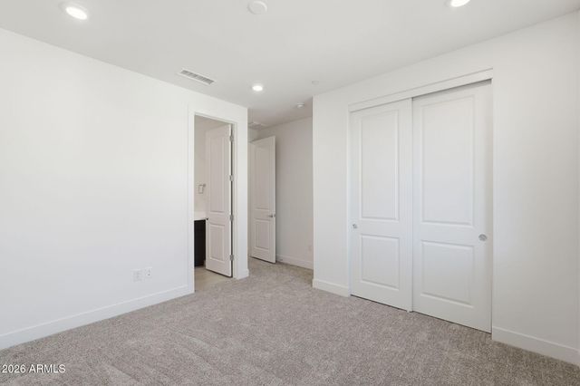 2121 W Sonoran Desert Drive 113, Phoenix, AZ 85085