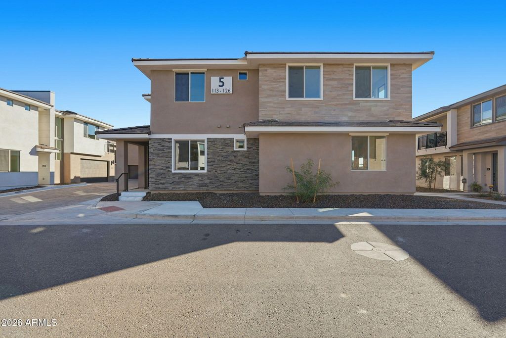 2121 W Sonoran Desert Drive 113, Phoenix, AZ 85085