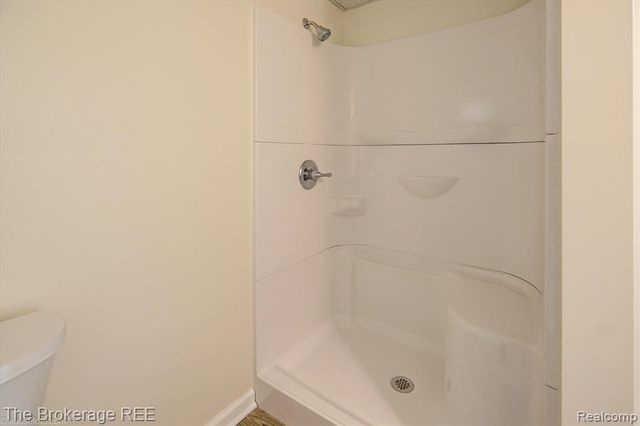 1077 Hadley Road, Lapeer, MI 48446