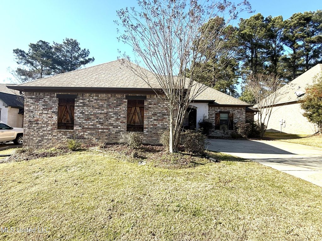 961 Willow Grande Circle, Brandon, MS 39047