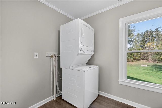 147 E Shore Road, Delanson, NY 12053