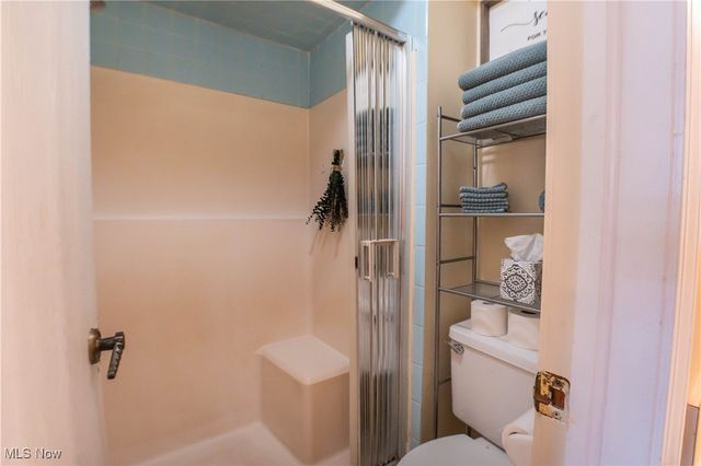 369 Big Bend Circle, Barberton, OH 44203