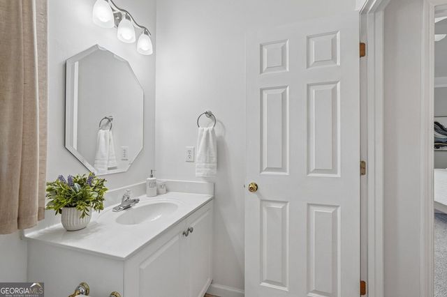4925 Woodbend Drive NW, Acworth, GA 30101