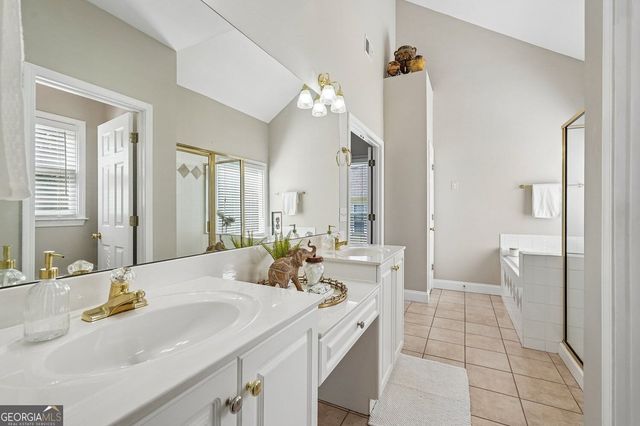 4925 Woodbend Drive NW, Acworth, GA 30101