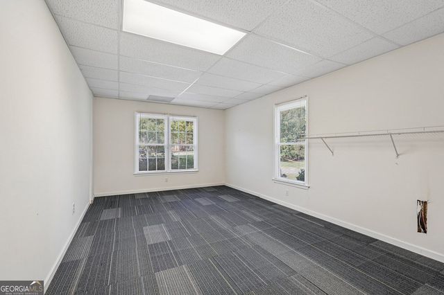 4925 Woodbend Drive NW, Acworth, GA 30101