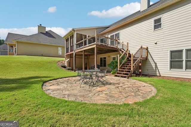 4925 Woodbend Drive NW, Acworth, GA 30101