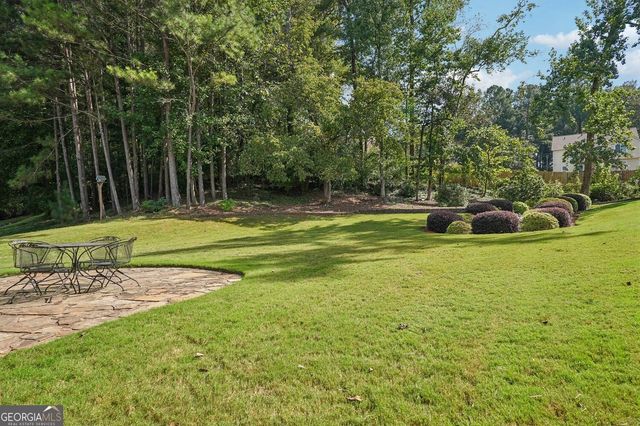 4925 Woodbend Drive NW, Acworth, GA 30101
