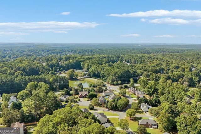 4925 Woodbend Drive NW, Acworth, GA 30101