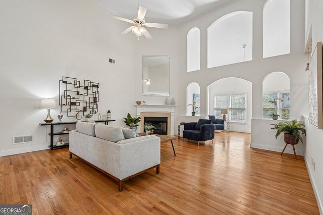 4925 Woodbend Drive NW, Acworth, GA 30101
