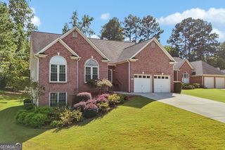 4925 Woodbend Drive NW, Acworth, GA 30101