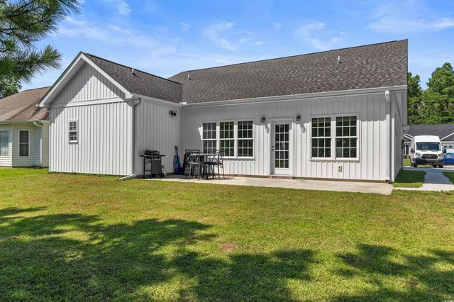 329 Blue Rock Dr., Longs, SC 29568