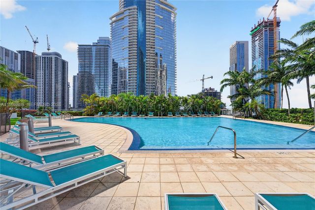 888 Biscayne Blvd 2404, Miami, FL 33132