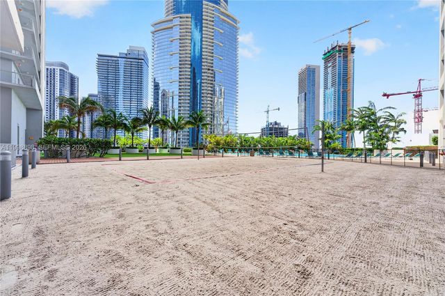 888 Biscayne Blvd 2404, Miami, FL 33132