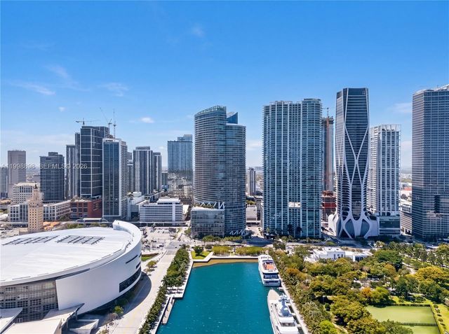 888 Biscayne Blvd 2404, Miami, FL 33132