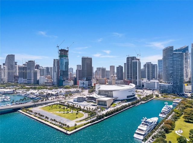 888 Biscayne Blvd 2404, Miami, FL 33132