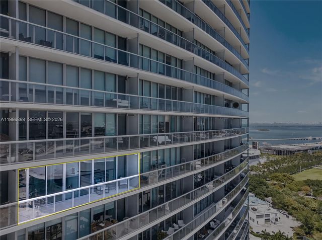 888 Biscayne Blvd 2404, Miami, FL 33132